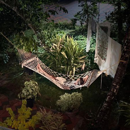 Charley Homestay Alappuzha Bagian luar foto
