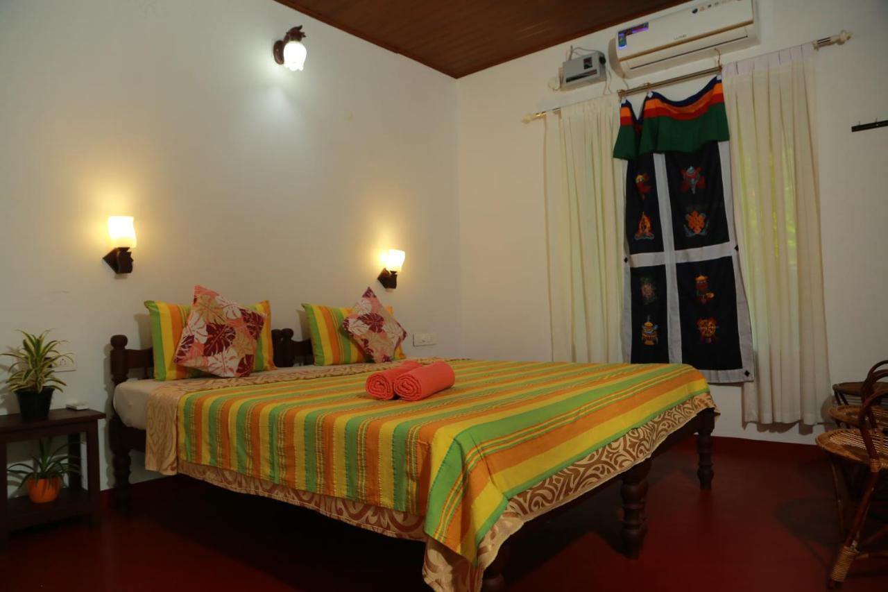 Charley Homestay Alappuzha Bagian luar foto