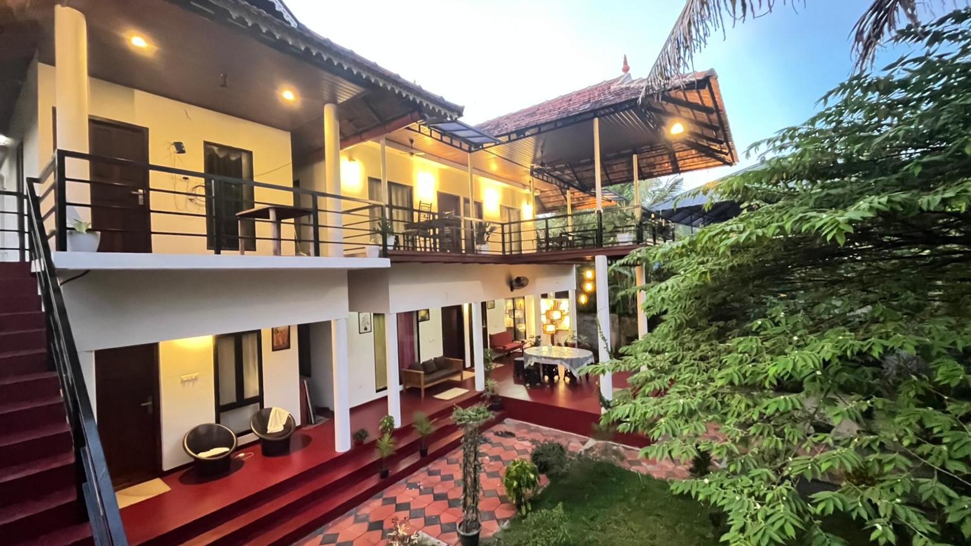 Charley Homestay Alappuzha Bagian luar foto