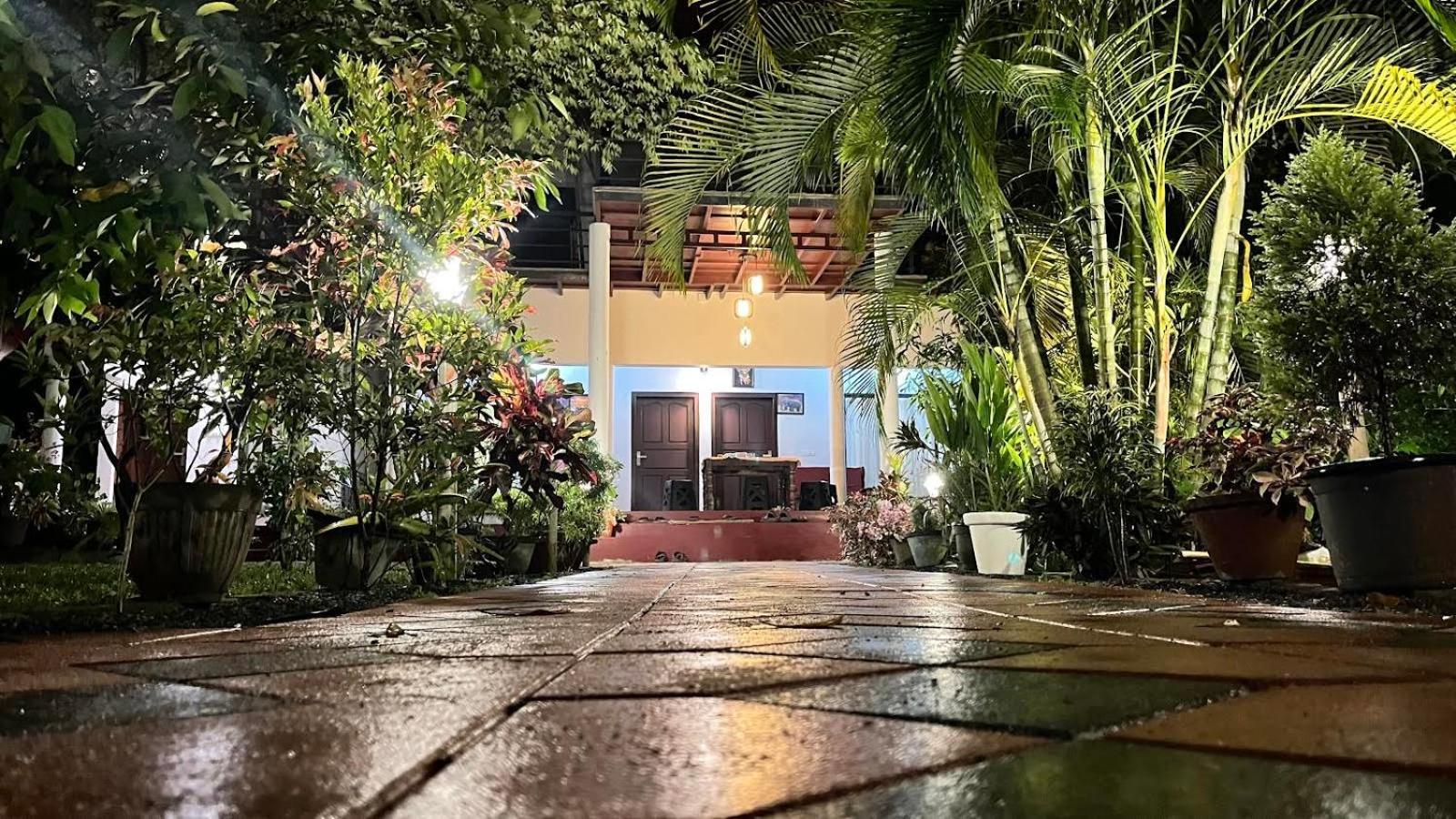 Charley Homestay Alappuzha Bagian luar foto