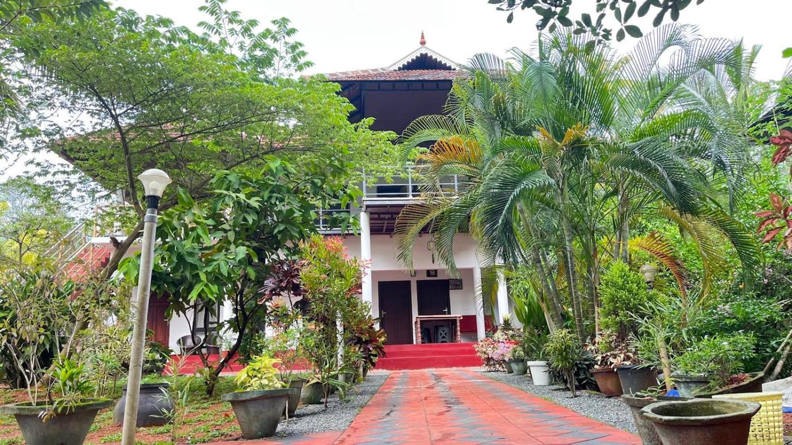 Charley Homestay Alappuzha Bagian luar foto